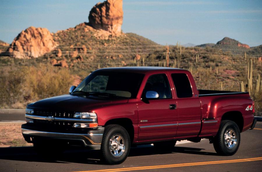  Chevrolet Silverado 1999 года  (фото 39 из 61)